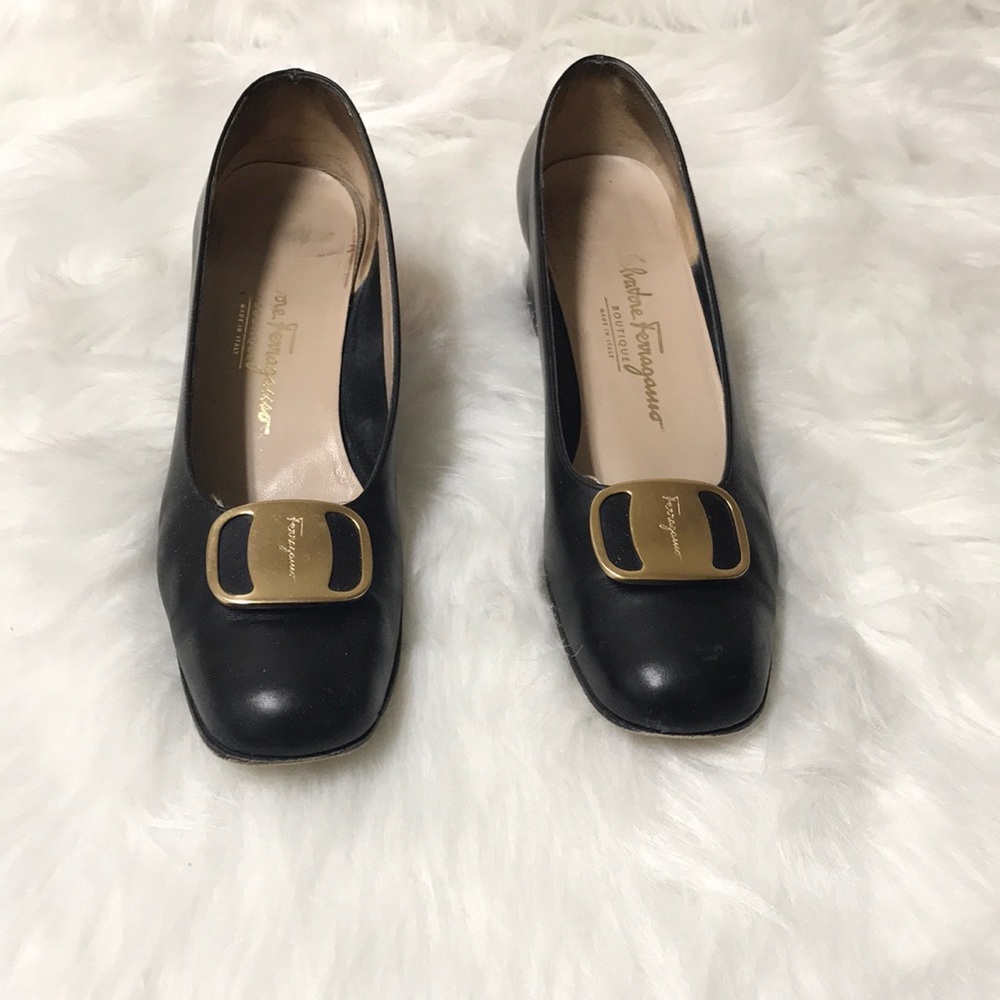Salvatore Ferragamo Boutique Womens Leather Shoes